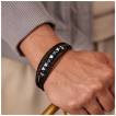 Bracelet homme multi-rangs noir � perles bleues facett�es et triangles