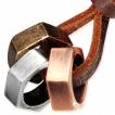 Collier cuir avec trio d'�crous coloris cuivre, argent� et bronze