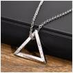 Pendentif homme Viking triangle argenté à runes en acier