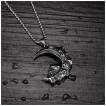 Pendentif lune pleine de crat�res � crane humain en acier 