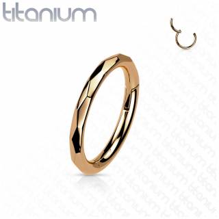 Anneau segment facett� en Titane Cuivr� � charni�re