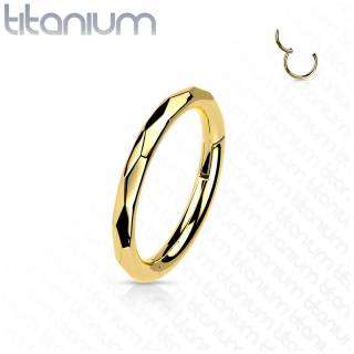 Anneau segment facett� en Titane Dor� � charni�re