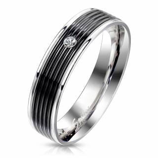 Bague homme acier � bande noire rainur�e sertie