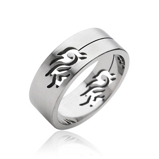 Bague homme acier symbole tribal double et sculpt�