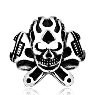 Bague homme biker en acier avec crane enflamm� et cl�s � molette