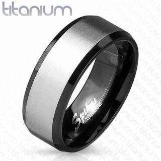 Bague homme noire en titane � bande gris bross�