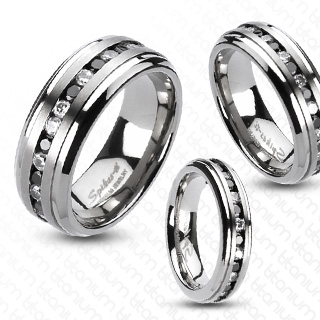 Bague homme titane � ligne de pierres noires et claires