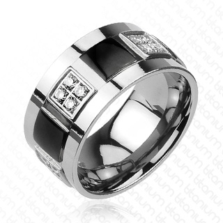 Bague homme en titane � carr�s de pierres claires et carr�s noires altern�s