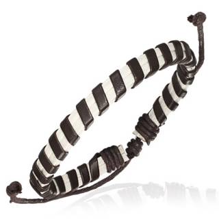 Bracelet � bande de cuir blanche entour�e d'une lani�re marron