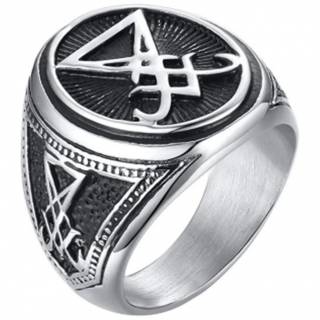 Chevali�re homme en acier "L'anneau de Lucifer"