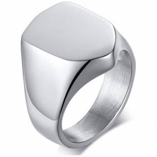 Chevali�re homme en acier � face style blason