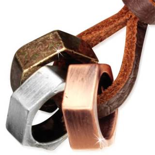 Collier cuir avec trio d'�crous coloris cuivre, argent� et bronze