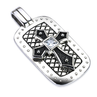 Pendentif acier bouclier avec croix sertie