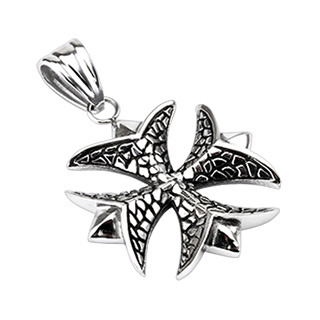 Pendentif gothique acier croix de Malte �caill�e