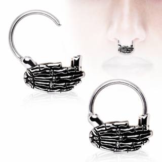 Piercing septum � main squelette